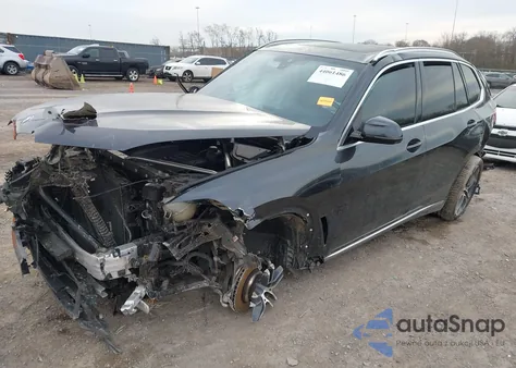 2021 BMW X5 Sdrive40I z USA, uszkodzony, nr VIN 5UXCR4C07M9F53110